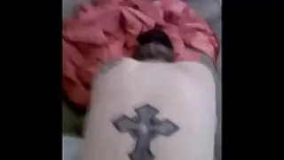 Cali se fute cu un negru la casa altcuiva. older sexi