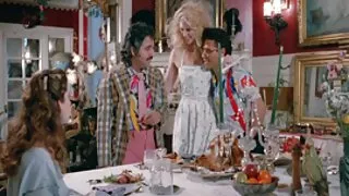 Marcus London are o brunetă mature sexi xxx și o roșcată.