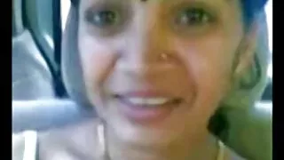 Susa Gala Gala se transformă într-un cocoș în filme porno cu femei mature și grase mijlocul unei zile de lucru.