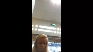 Dracului cu ejaculare curvă în colanți rupte. cam mature