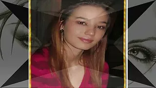 Modelul sexcufemeimature camerei devine futut decolându-și chiloțeii.