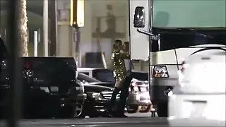 Servitoarea granni porno tube se face plăcută în dormitorul gazdei.