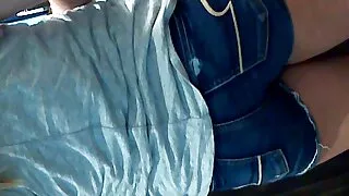 La naiba cu frumusețea roșcată xxx mature cu un strapon în cur.