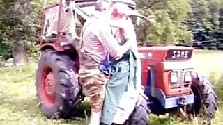 Fute mature sex webcam fata in fishnets.