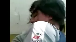 La futai cu mature flocoase naiba cu vecinul.