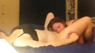 BrooklyN este futut de un executor cam mature sex judecătoresc.